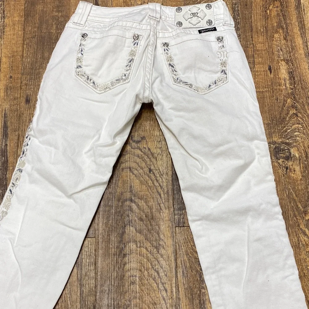 Miss Me‎ size 25 white capris Jeans with embroidery embellished pockets stretch - Picture 7 of 14